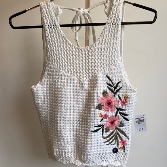 Hollister Tops - Hollister Crochet Embroidered Top